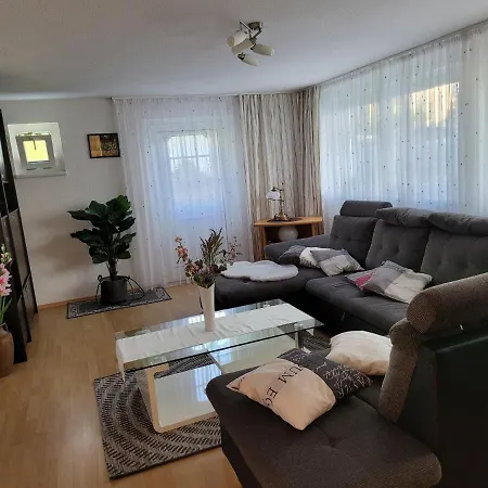 Lägenhet Ferienwohnung 150 M Zur Muritz